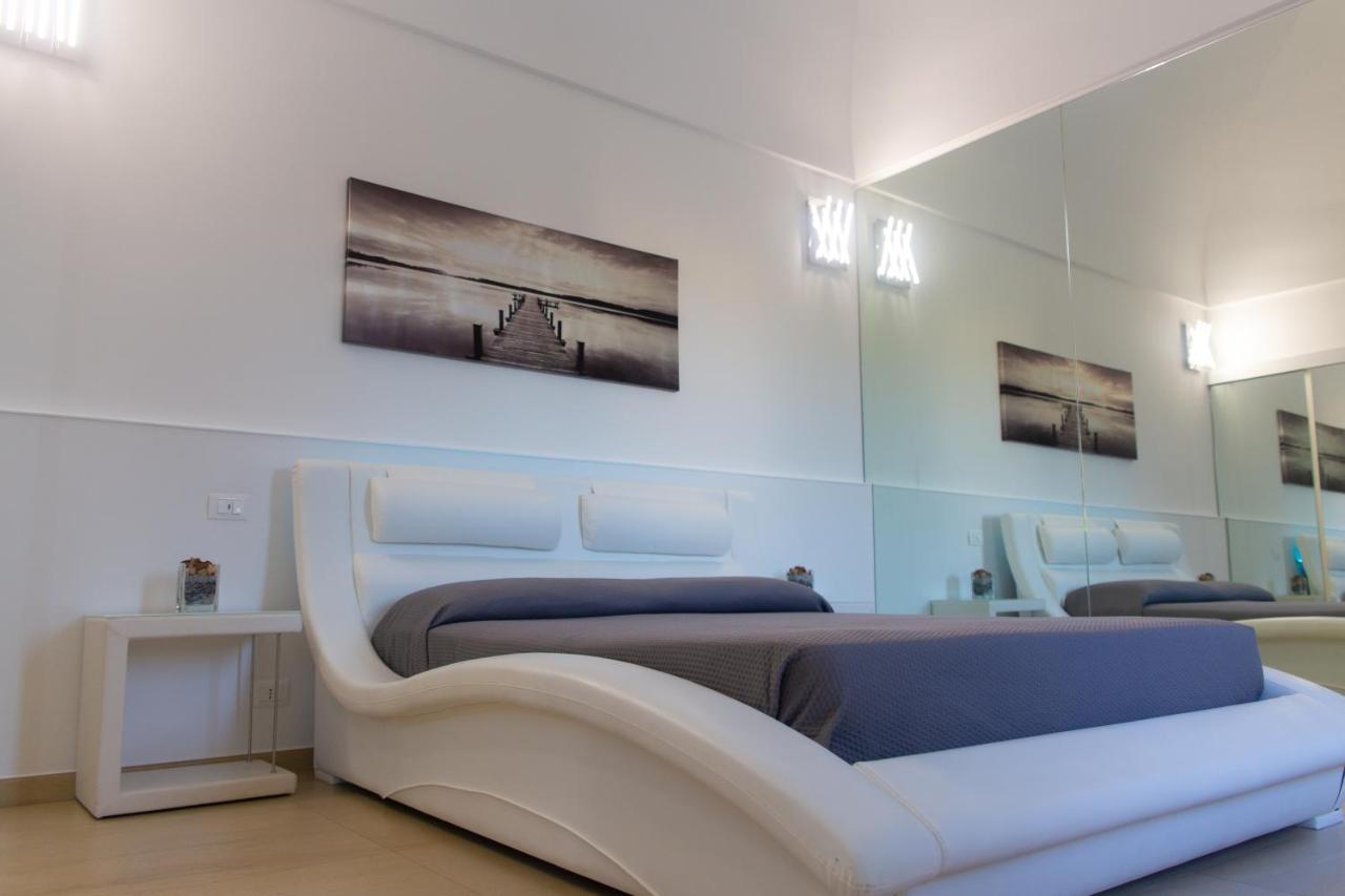 Bed and Breakfast Dal Signor Wolf Пецце-ди-Греко Экстерьер фото